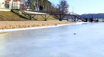 Kilkanaście metrów w jezioro. Atrakcje nowej, sławskiej plaży