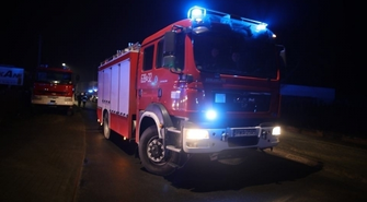 Pożar ciężarówek na terenie betoniarni