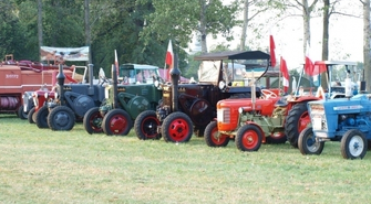 Oferty na obsługę XVIII Festiwalu Starych Ciągników w Wilkowicach