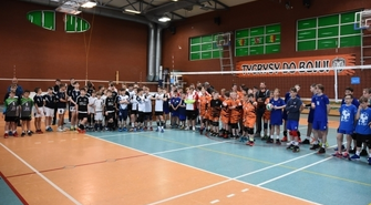 Najmłodsi pod siatką