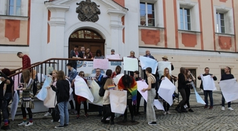 Na Rynku malowali tęczę (foto)