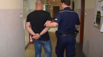 Przywłaszczenia auta i ucieczka przed policją