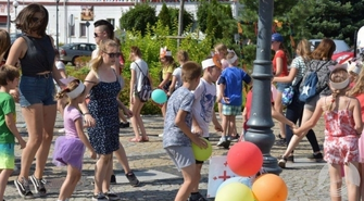 Happening z okazji 100-lecia działalności Polskiego Czerwonego Krzyża