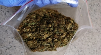 Zatrzymanie za posiadanie kilograma narkotyków