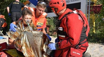 Strażacy przeprowadzili ćwiczenia na Jeziorze Sławskim