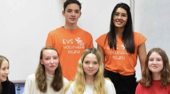 Miedzynarodowo w Staszicu