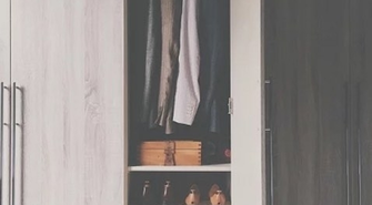 Jaką zaprojektować garderobę do przedpokoju?