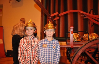 Zaprezentowano odrestaurowaną zabytkową sikawkę konną