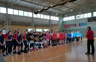 Zmagania młodych koszykarek z SP1 Wschowa
