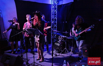 Uśmiech i mrok - dwa oblicza zespołu Dodge