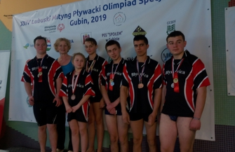 Sukcesy wschowskich pływaków z SOSW