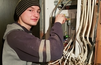 Staże uczniów u pracodawców i przedsiębiorców