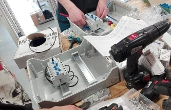 Elektrycy z nowymi kompetencjami po praktyce w Budapeszcie