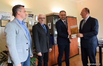 Podpisano umowę na zagospodarowanie terenu CKiR