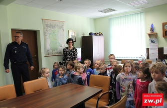 Przedszkolaki z wizytą w Komendzie Policji