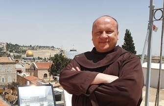 O. Maciej Olszewski OFM kapelan wschowskiej Policji z policyjną misją w Jerozolimie