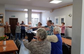 Aktywni seniorzy z klubu Senior