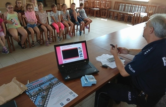 Spotkania policji z harcerzami