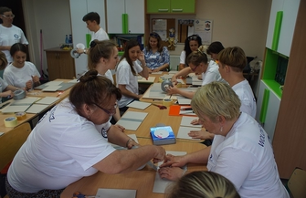 Samodzielne książeczki interaktywne na warsztatach w SOSW