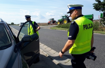Bezmyślni kierowcy w powiecie. Po alkoholu za kółkiem