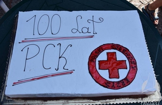 Happening z okazji 100-lecia działalności Polskiego Czerwonego Krzyża