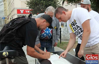 Pikieta przeciwko amerykańskiej ustawie 447