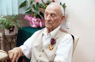 Złoty Krzyż Zasługi dla Ferdynanda Jardela