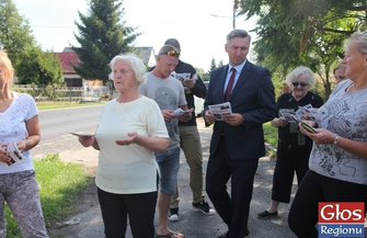 Umowa podpisana. Będzie remont drogi i chodnik