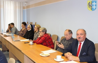 Sprawozdania informacje z działalności i uchwały na sesji Rady Powiatu