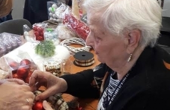 Świąteczne warsztaty rękodzieła w Klubie Senior
