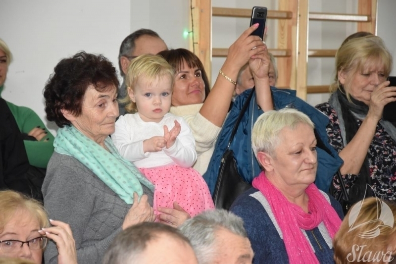 Maluchy podbiły serca swoich dziadków.