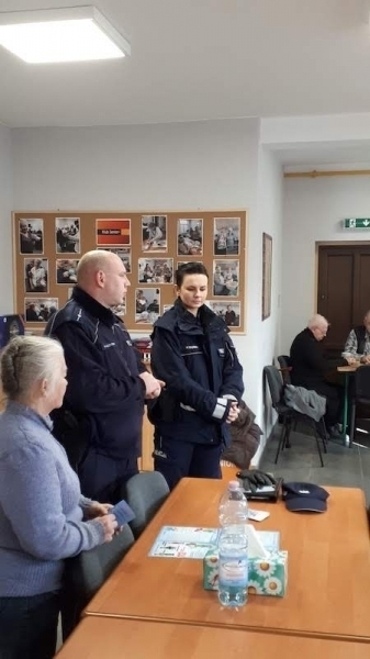 Na wnuczka na policjanta czy na administratora