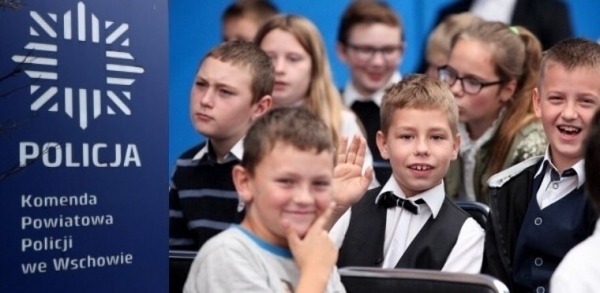 Dzień otwarty na komendzie.
