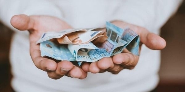 Dobry Start fundusz alimentacyjny stypendia szkolne świadczenia rodzinne