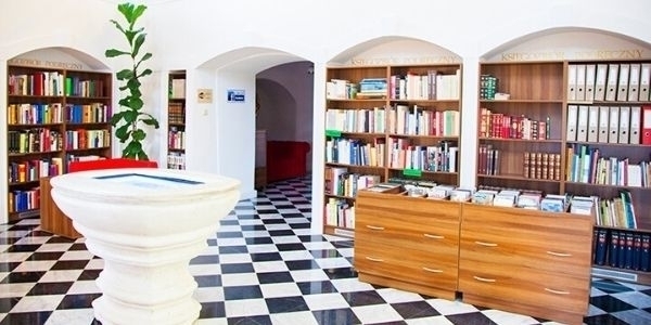 Wschowska biblioteka informuje