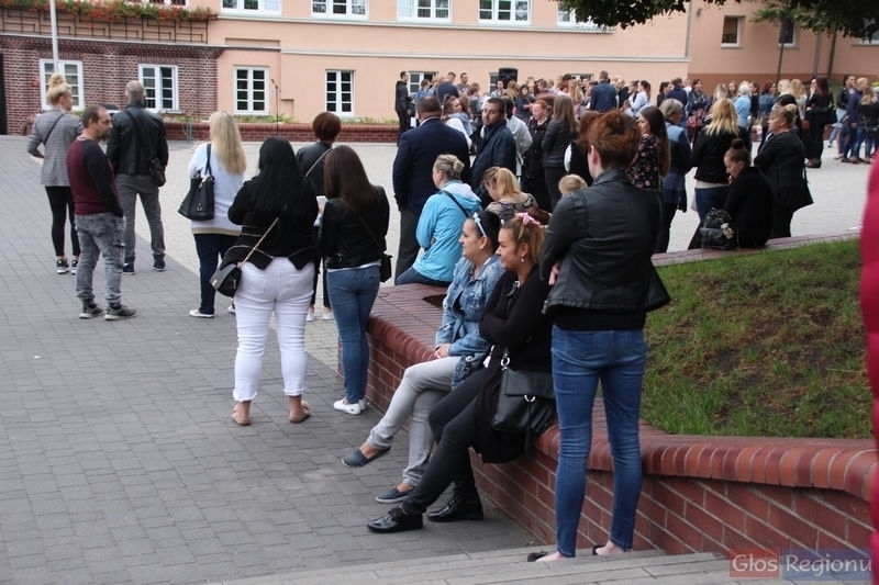 Rozpoczęcie roku szkolnego w Szkole Podstawowej nr 2 ZDJĘCIA