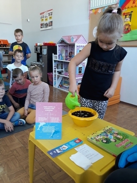 Cała polska czyta dzieciom w Bibliotece Miasta i Gminy w Szlichtyngowej ZDJĘCIA