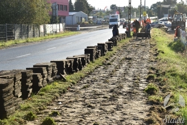 Remont chodnika rozpoczęty