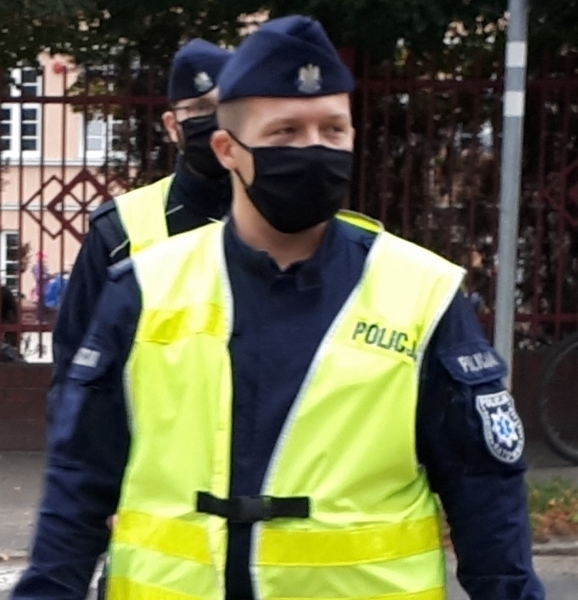 Będą kary za brak maseczek Wschowska policja stanowcza