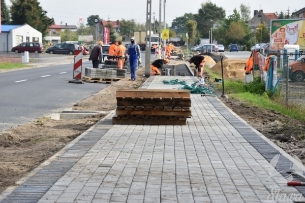 Kolejne metry kostki ułożone