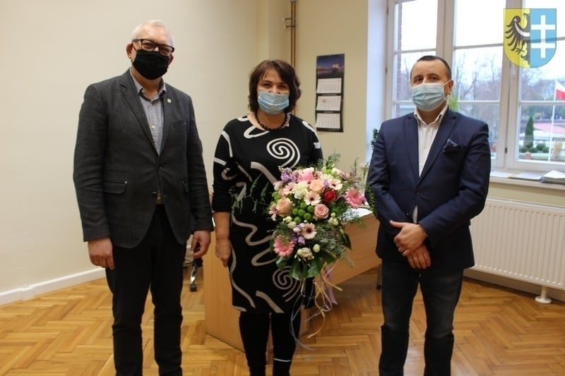 Jakub Ślipko zastąpił ElżbietęPrzygodę na stanowisku dyrektora 1 LO