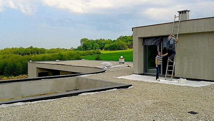 Kiedy należy przeprowadzić remont dachu?