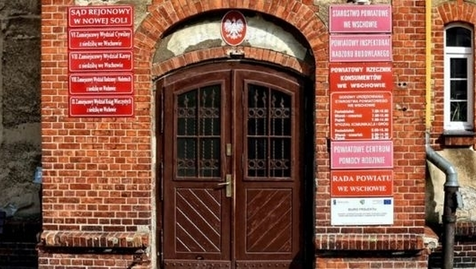 Nowe zasady obsługi interesantów Starostwa Powiatowego we Wschowie.