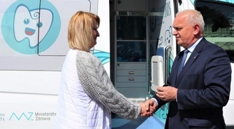 "Dentobus" - zadba o zęby 