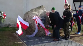  Odsłonięcie kamienia pamięci i tablicy Kresowian