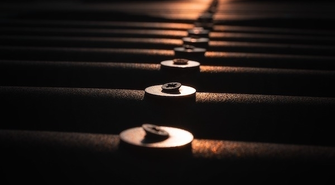 Czy warto zostać posiadaczem blaszanego garażu? 