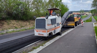 Trwają remonty dróg w powiecie leszczyńskim (foto)