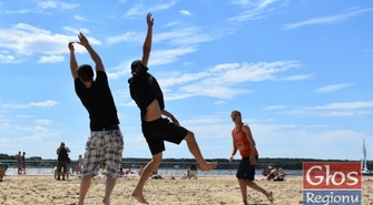 Frisbee na sławskiej plaży