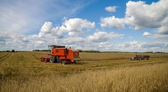 Wybierz farbę rolniczą do Bizona i zadbaj o swój kombajn