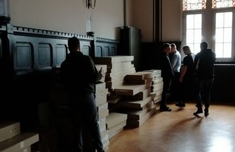 Meble z IKEA dla dwóch powiatowych szkół